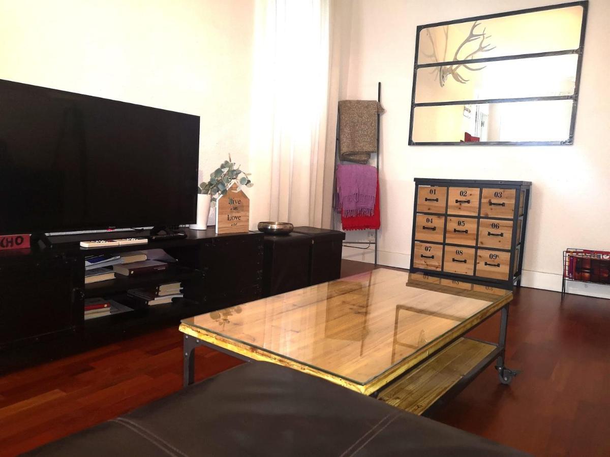 Apartamento Vacacional Santa Cruz Seville Exterior photo