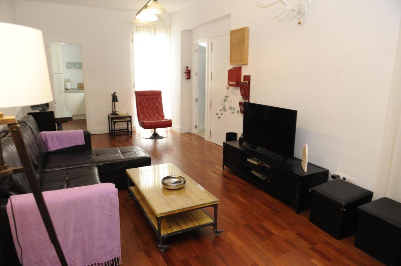 Apartamento Vacacional Santa Cruz Seville Exterior photo
